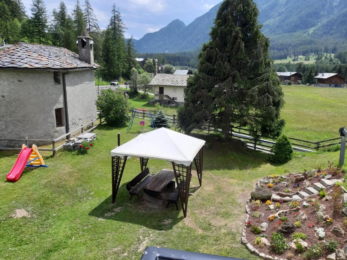 La Rondine - Appartamento Panoramico 6 Posti Letto In Villetta Шамполюк Екстер'єр фото